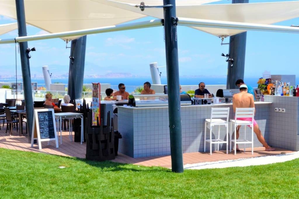Apartment Infinity View Arenales *